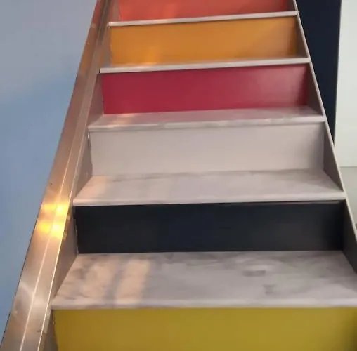 Blue * 尼亚·蒙达尼亚