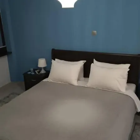 Blue * نيا موذانيا